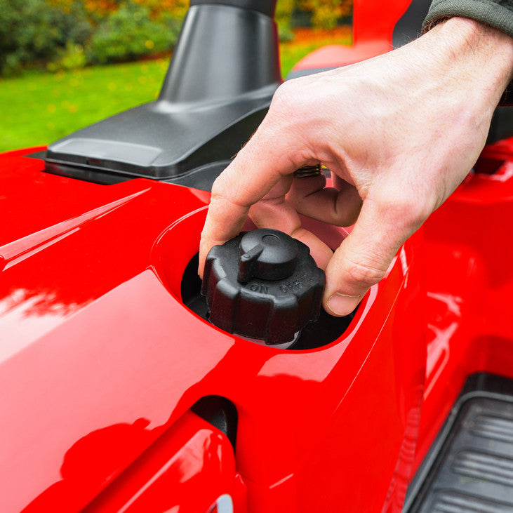Close up of Cobra premium lawn tractor fell cap